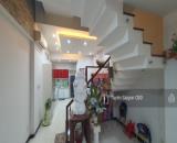 Nhà ngay trung tâm UB quận, kd phụ kiện, 4PN, 4WC, 62.3m2 HXH tránh Nguyễn Tri Phương, Q10