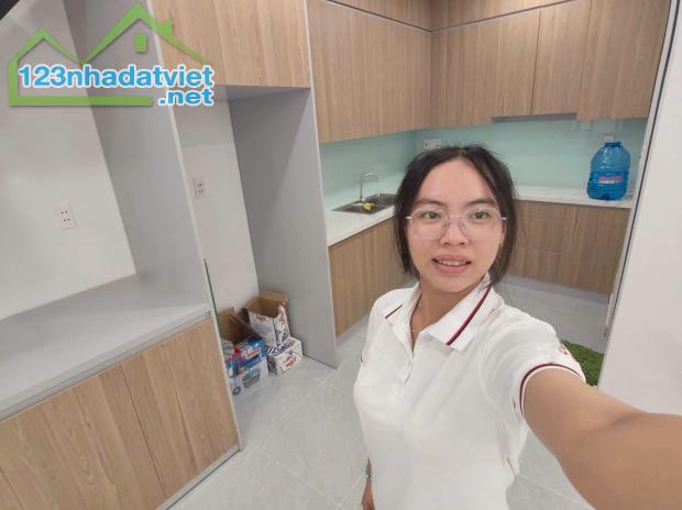 Ngay AEON TÂN PHÚ, Nhà đẹp 44m² Hẻm xe hơi thông chỉ nhỉnh nhẹ 5Đ - 2