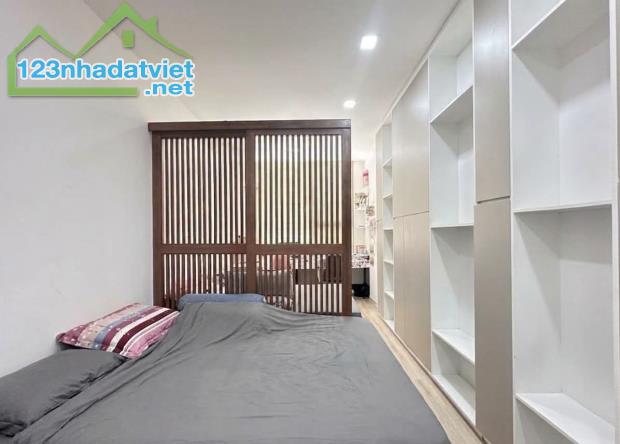 Bán nhà Dạ Nam P.3 Q.8 cách 2 căn nhà ra mặt t.i.ề.n đường. - 5
