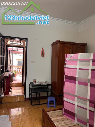 Nhà riêng 3 tầng 1 tum 41m ngõ 336 Đường Láng Đống Đa cho thuê - 3