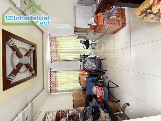 🏠 NHÀ ĐẸP 4 TẦNG LÊ VĂN THỌ GV - GẦN CV LÀNG HOA - HẺM Ô TÔ - 76M²(4,5×17) - Chỉ Hơn 8 T. - 3
