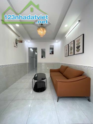 Nhà 2 Tầng Hiệp Bình Phước 34m², 2PN, Đối Diện Vạn Phúc City, Hoàn Công – 3,75 Tỷ