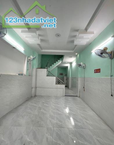 BÁ.N NHÀ ĐẸP TRỤC TỈN.H LỘ 10 - HẺM XE HƠI - BTCT  - ( 4X19M ) - CHỈ 4x$