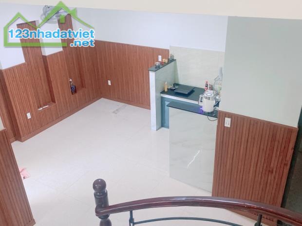Bán nhà 105m2, 3 tầng, đường số 27 Hiệp Bình Chánh, Thủ Đức. TP HCM, SHR.  Giá 8.78 tỷ. - 2