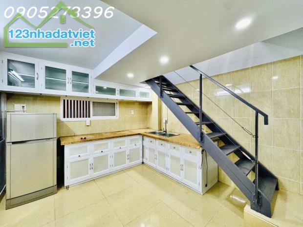 NƠ TRANG LONG - 21M - 4 TẦNG - 3PN - DÒNG TIỀN 10TR/ THÁNG - CHỈ 4.65 TỶ THƯƠNG LƯỢNG