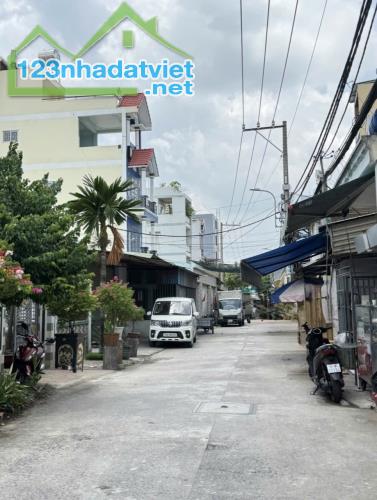 Siêu phẩm Đ 26/3 gần chợ giáp Tân Phú hẻm ô tô 90m2-2 Tầng Giá Nhỉnh 5 tỷ