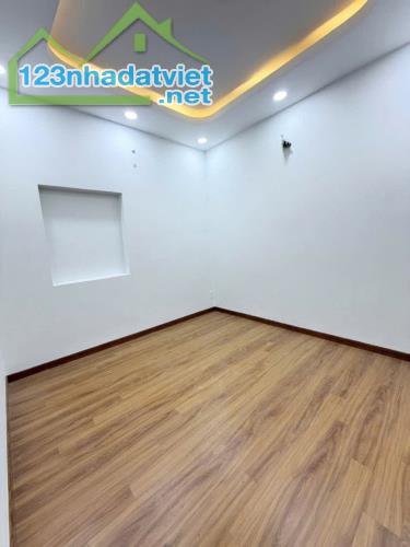 Bán nhà Âu Dương Lân P.3 Q.8. Diện tích 49,6m2. Kết cấu 4 tầng 4PN 3WC. Hoàn công đủ. - 7