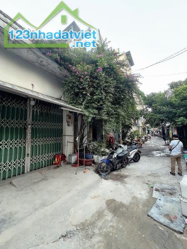 Chủ nhà kẹt quá bán gấp nhà bờ bao tân thắng, ngay chợ Sơn Kỳ KD đỉnh 64m² chỉ 7.X tỷ.HIẾM - 4