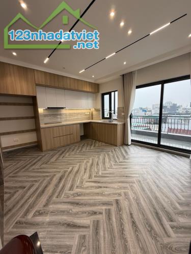 bán nhà phố trạm long biên hà nội