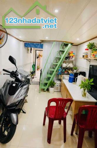 NHÀ HẺM XE HƠI - ĐƯỜNG NGUYỄN HỮU TIẾN– TÂN PHÚ- DT 35m2- GIÁ 3,15TỶ - 2