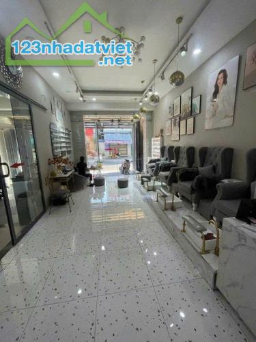 Bán Nhà MTKD Ngay Âu Cơ, Tân Phú, 181m2, Ngang 8m, 5 Tầng Thang Máy, Nhỉnh 39 Tỷ TL.